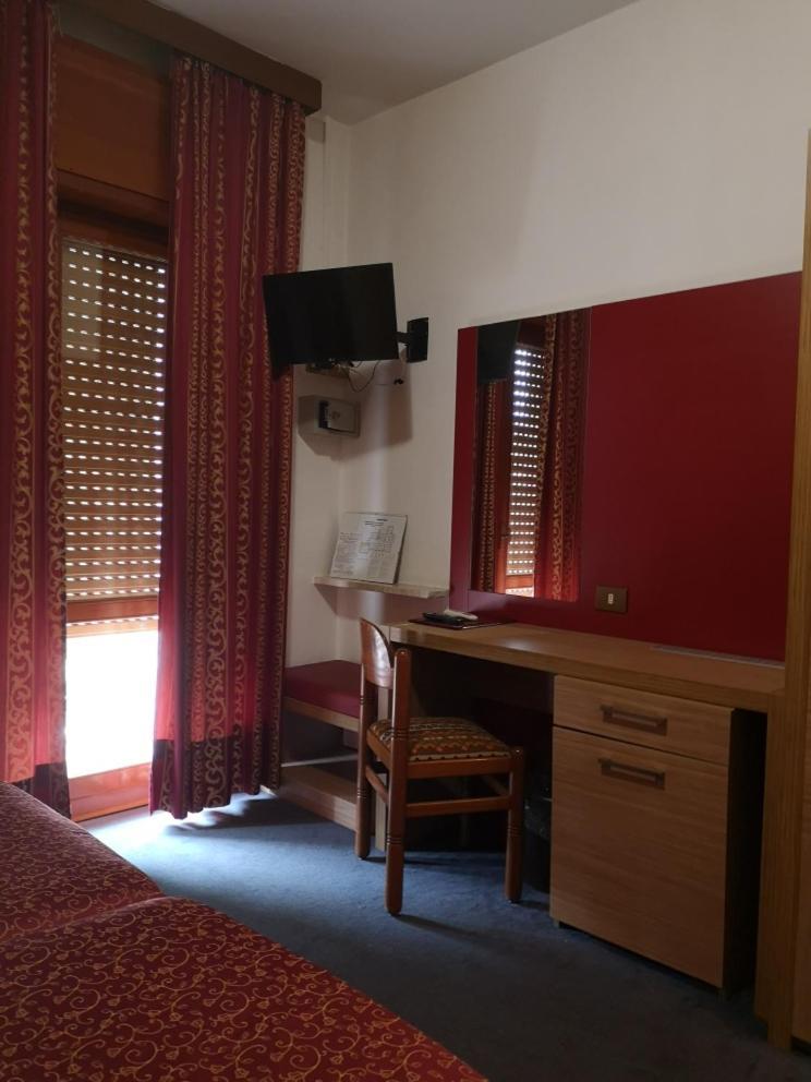 Hotel Alpi Malcesine Room photo